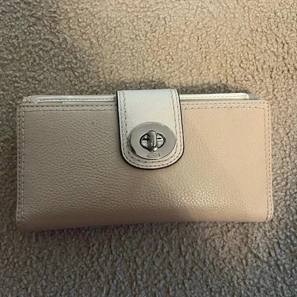 Coach | Beige / Ivory Turnlock Bifold Leather Wallet - Picture 1 of 9